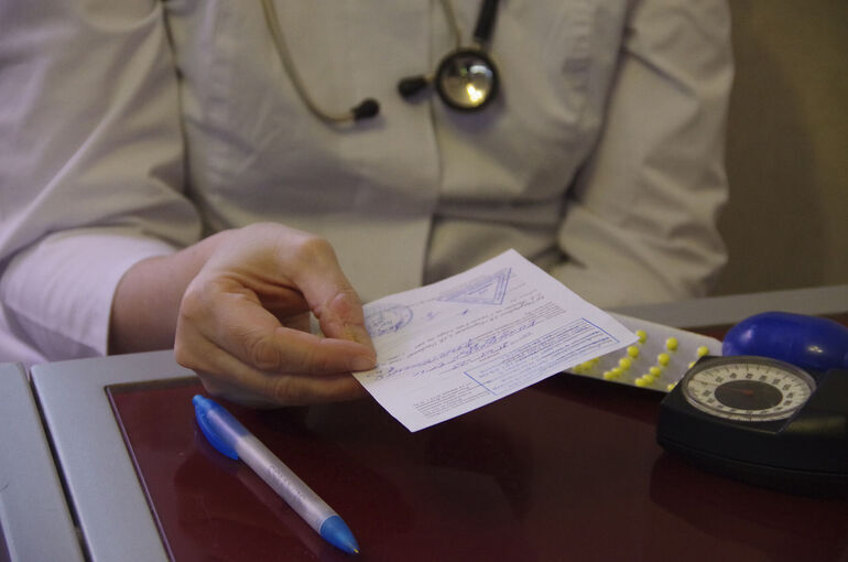 Обеспечение орфанными лекарствами предложили передать на федеральный уровень