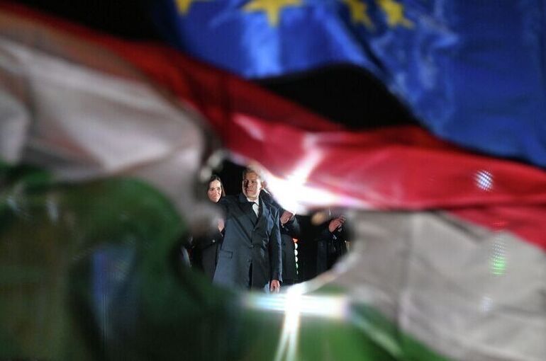 Свой был в доску: как Мадьяр обыграл Орбана