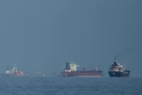 В Иране заявили о возможной блокаде портов в Персидском и Оманском заливах