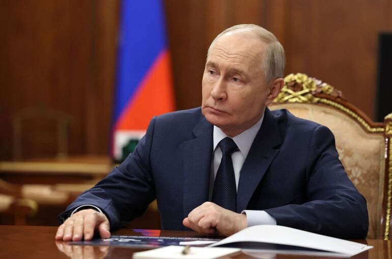 Путин утвердил 40 членов Общественной палаты