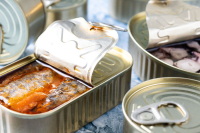 В Россельхознадзоре рассказали, в каких рыбных консервах найдены вредные кислоты