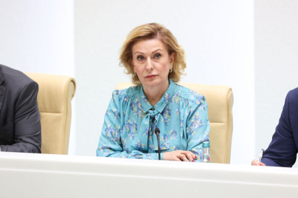 Сенатор Святенко рассказала о вкладе женщин в разрешение военных конфликтов