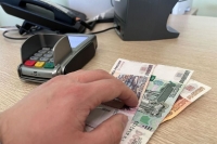Наличный оборот в 2025 году в России снизился на 3,4 процента