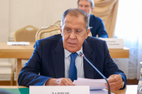 Лавров: Зеленский в 2014 году просил дать жителям Донбасса право говорить на русском