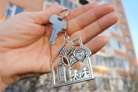 Около 60% молодых людей, желающих создать семью, не имеют своего жилья