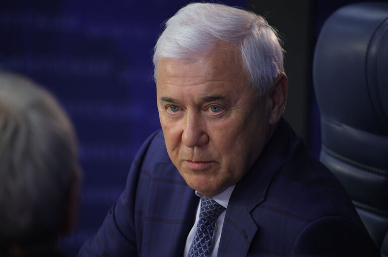 Депутат Аксаков: Более 190 тысяч майнеров в России работают нелегально 