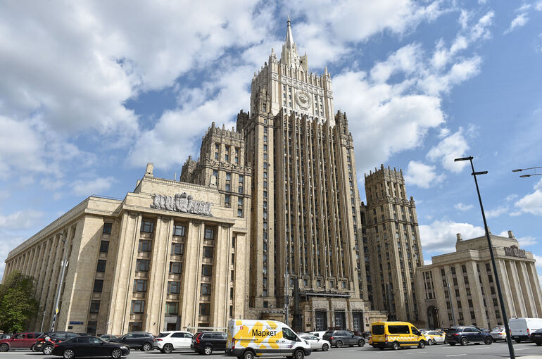 МИД: Россия привержена достигнутым на Аляске пониманиям