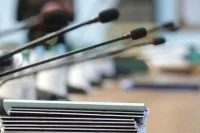 Госдума рассмотрит законопроект о запрете на агитацию с созданными ИИ изображениями людей