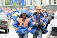 «Известия»: В России рекордно сократился наем мигрантов из безвизовых стран