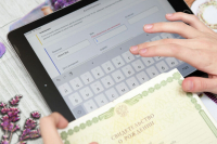 Минтранс предложил сделать свидетельства о рождении более компактными