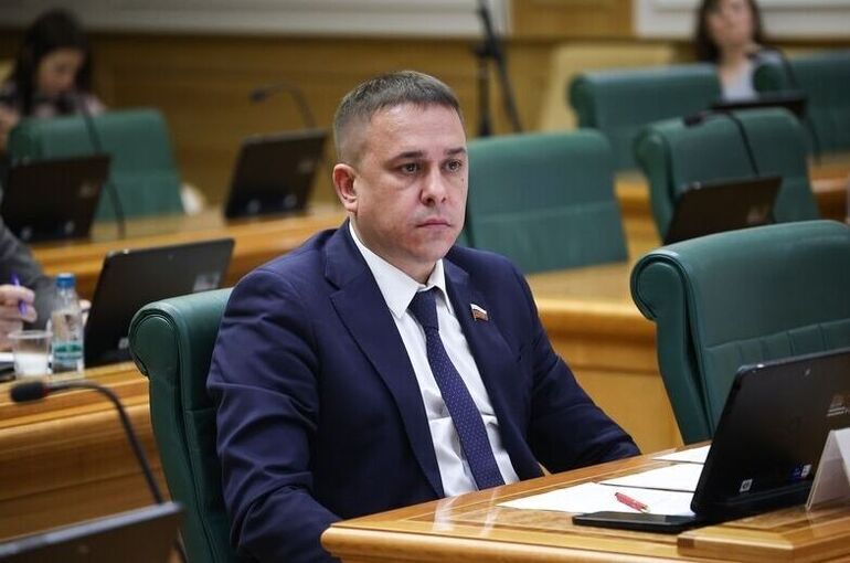 Сенатор Гибатдинов: Работодатель не может требовать от работника отложить отпуск