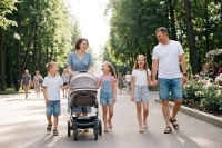 В каких случаях многодетным семьям сохранят ежемесячное пособие