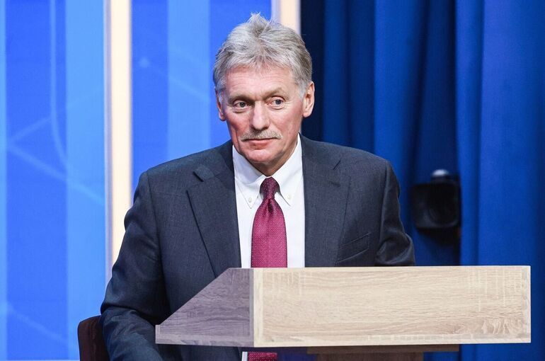 Песков призвал не верить слухам об отставке кабмина