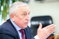 Депутат Харитонов считает, что выставку к 120-летию Госдумы можно сделать передвижной