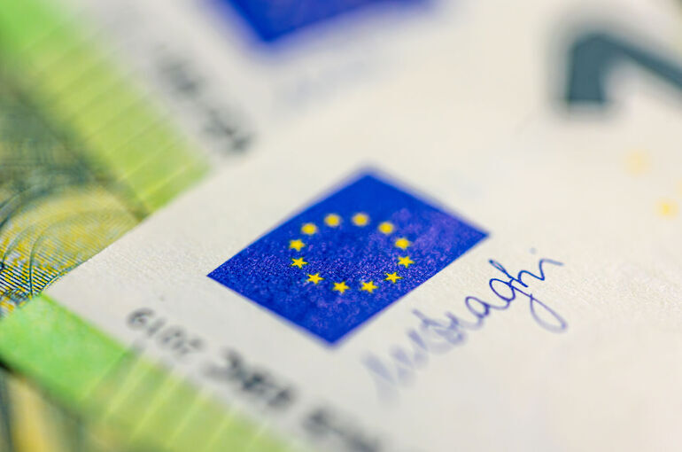 Еврокомиссия начнет выплаты Киеву из пакета в 90 млрд евро во втором квартале