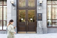 Минфин с мая возобновит валютные операции в рамках бюджетного правила