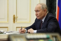 Путин: Люди на селе не должны быть оторваны от прогресса и технологий