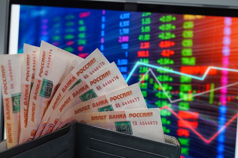 Годовая инфляция в России замедлилась до 5,7%