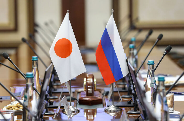 В Японии заявили о желании возобновить диалог с Россией по Курилам