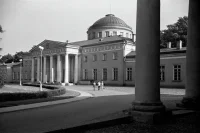 Как представительная власть прошла путь от революций до современности