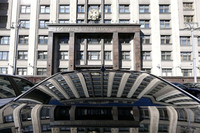 Володин поздравил депутатов с Днем российского парламентаризма