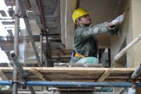 В Сибири не хватает строителей и водителей