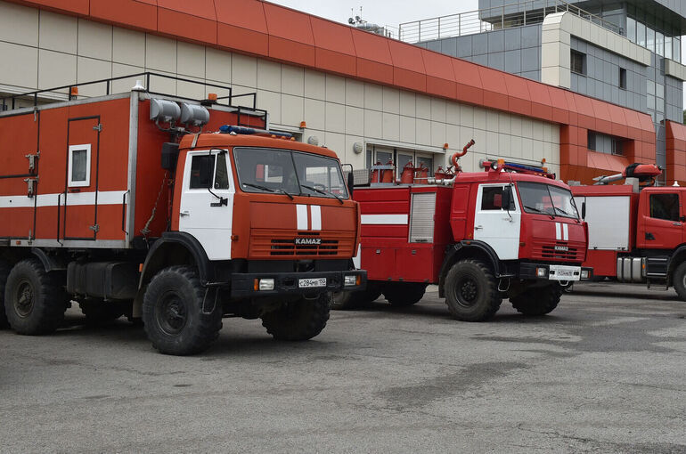 Один человек погиб при пожаре в здании на севере Москвы