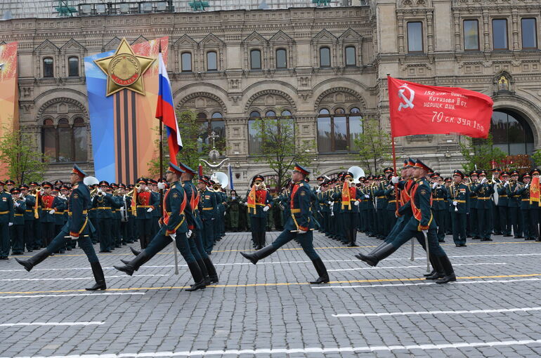Ушаков: Фицо приедет в Москву на 9 Мая