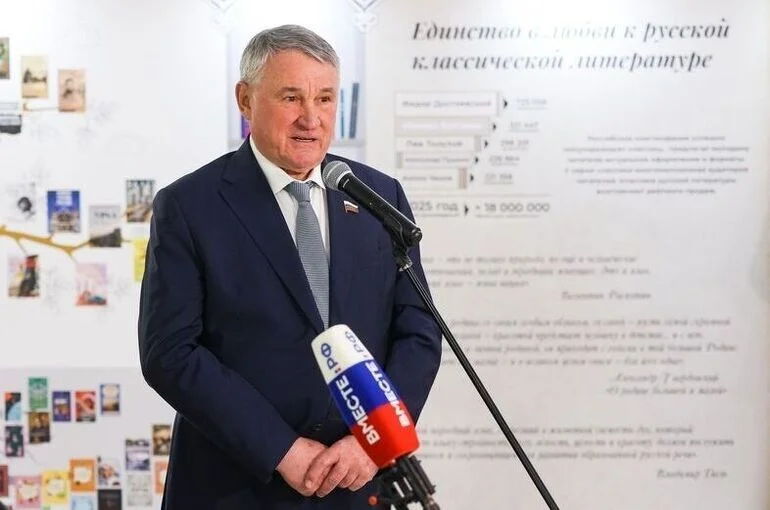 В Совфеде открылась выставка «Единство России в книгах»