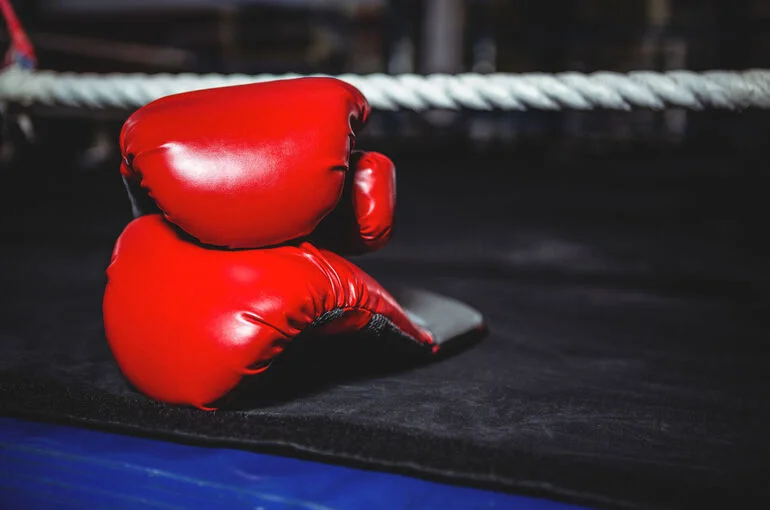 World Boxing допустила боксеров из РФ до соревнований в нейтральном статусе