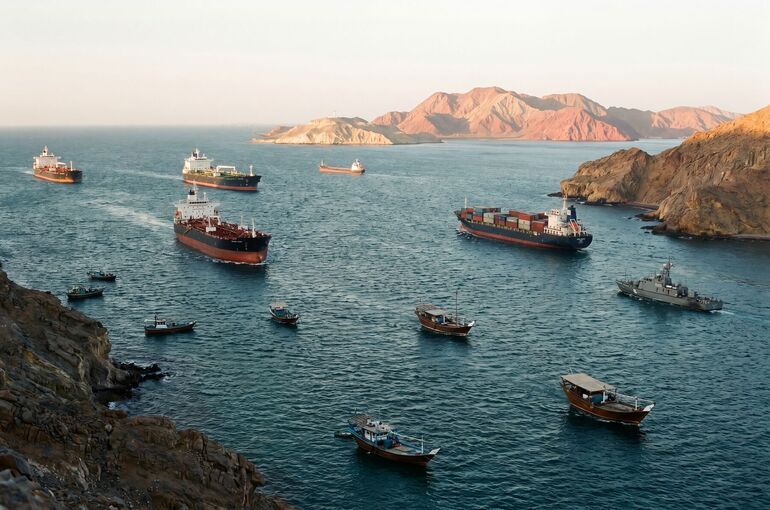 Хаменеи: Иран обеспечит безопасность Ормузского пролива