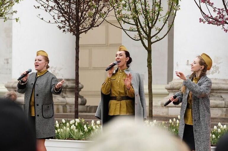 Песня «Смуглянка» — оригинальный текст