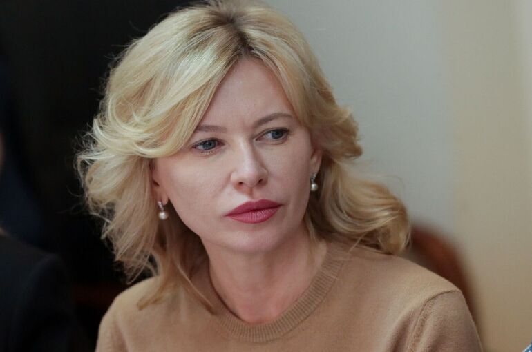 Депутат Стенякина: Сотрудники со сдельной оплатой могут потерять в зарплате в мае