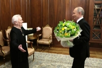 Учительница Путина рассказала, что гордится им