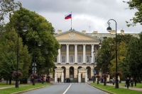 Как воспитать «добрую жену, полезную мать, почтительную дочь»