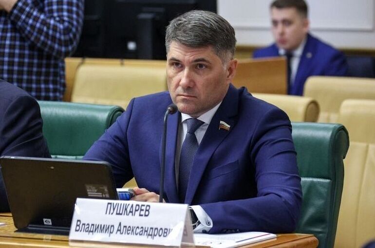 Сенатор Пушкарев: На колбасе и чипсах должны быть пометки об их вреде для здоровья