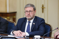 Сенатор Косачев: Европейским политикам придется ответить за «поцелуи» с Зеленским