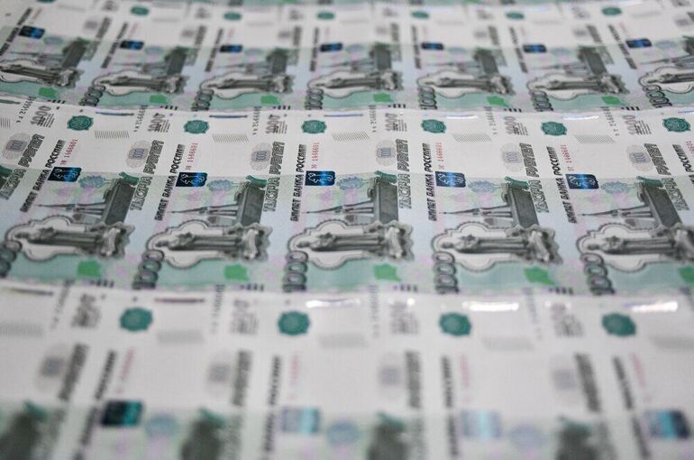 Трем регионам РФ выделят 1,8 млрд рублей на ремонт дорог после паводков