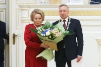 Матвиенко поздравила губернатора Петербурга Беглова с юбилеем