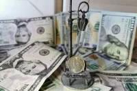ЦБ понизил курс доллара до 71,29 рубля на 20 мая