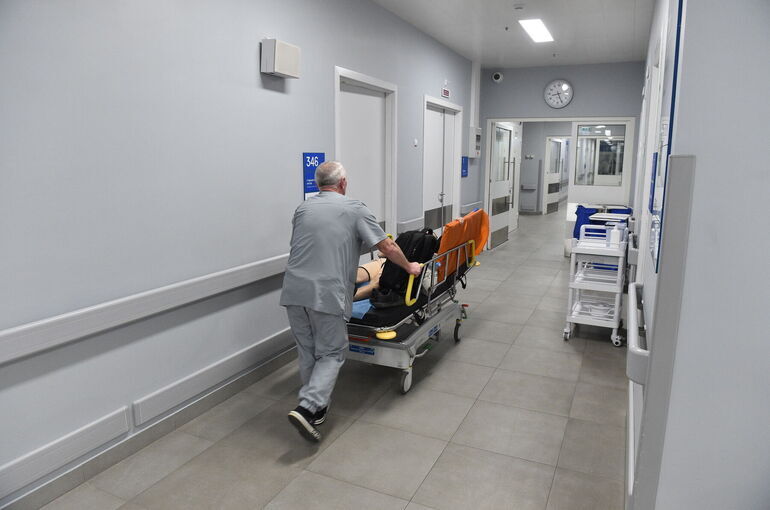 Закрытие и реорганизацию сельских больниц предложили усложнить