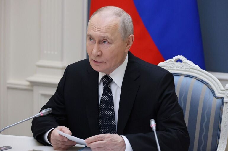 Путин: Прошедшие фронт герои должны составить костяк класса управленцев