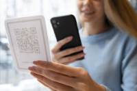 РИА Новости: В России предложили ввести оплату проезда по QR-кодам на остановках
