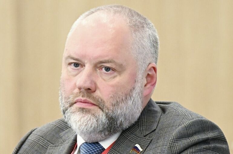Депутат Новичков сменил комитет в Госдуме