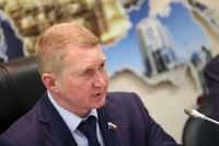 Депутат Канаев объяснил, почему ряд товаров исключен из перечня параллельного импорта в РФ