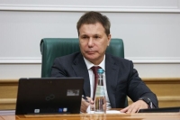 Сенатор Зубарев прокомментировал снижение цен на рыбу