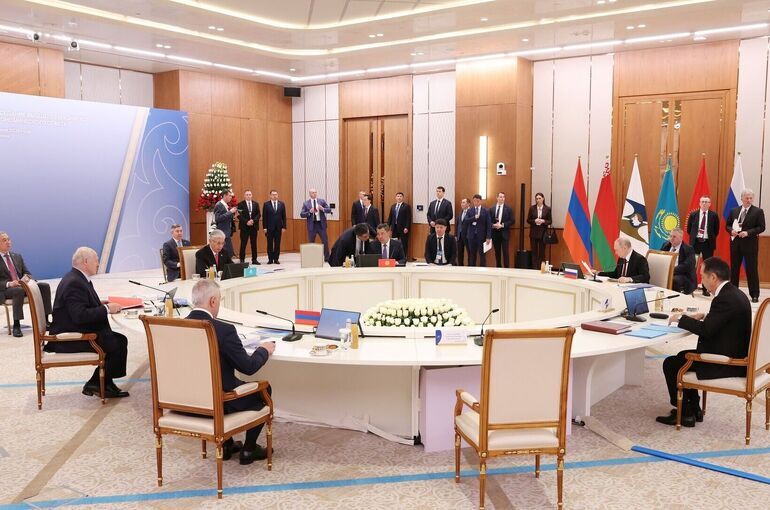 Ушаков: Лидеры ЕАЭС приняли заявление по Армении