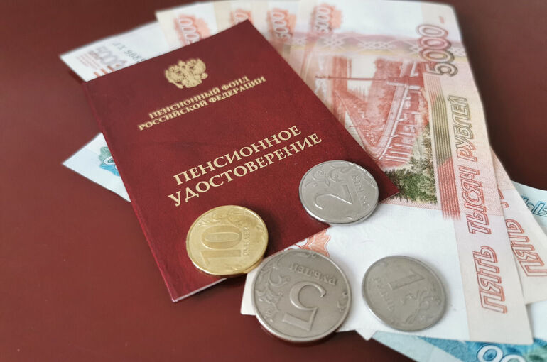 Как удостовериться, что при расчете пенсии учтен весь страховой стаж