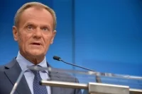 Туск: НАТО нужно всерьез отнестись к словам Медведева о конце спокойного сна для Европы