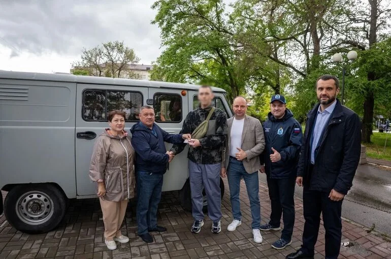 Ямальские парламентарии доставили гуманитарную помощь подшефным семьям в ДНР